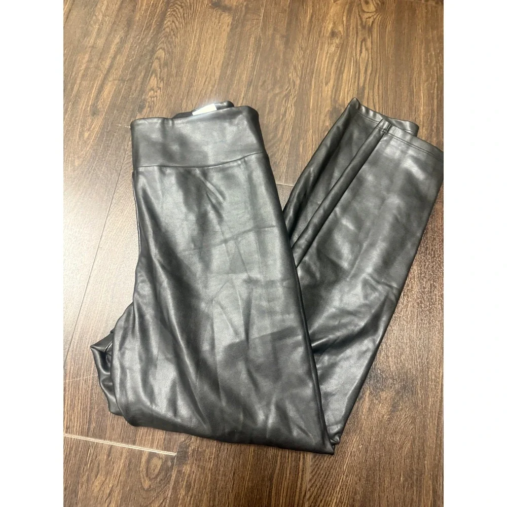 Abercrombie & Fitch Black Faux Leather Leggings - Size M